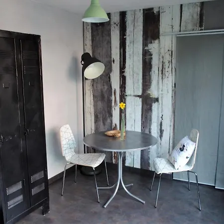 D'hotes L'atelier Bed & Breakfast *